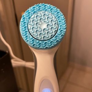 LumiSpa, received off here,I am reposhing bc my husband surprised me with one!